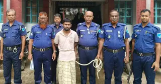 শিবালয়ে যাবজ্জীবন সাজাপ্রাপ্ত পলাতক ডাকাত সর্দার গ্রেপ্তার
